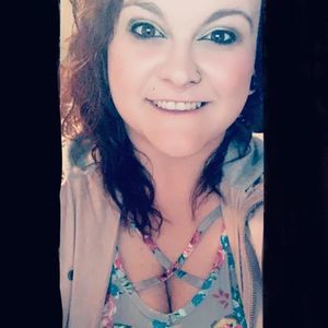 Meet your Posher, Kacie